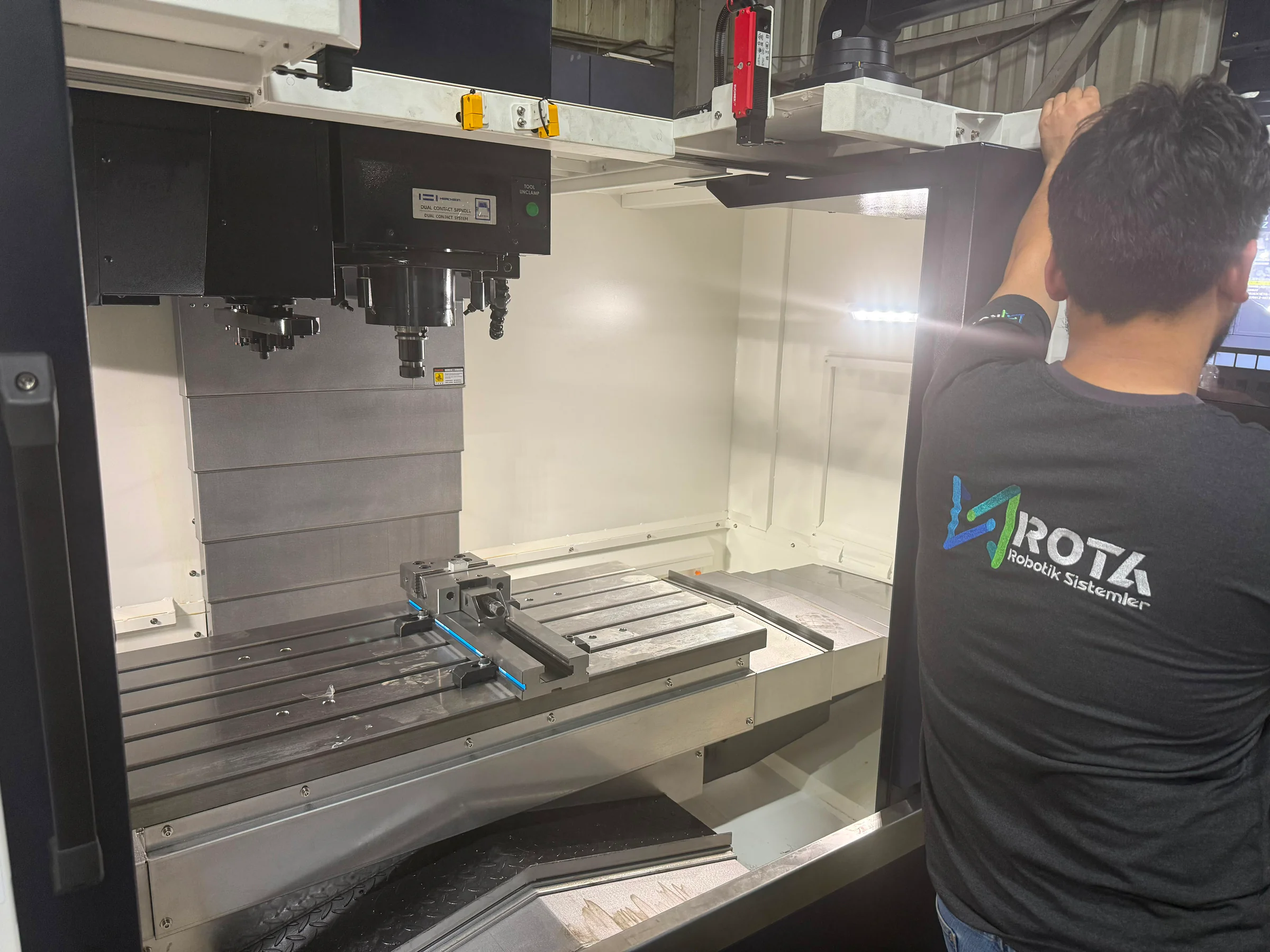 Rota Robotik precision machining setup